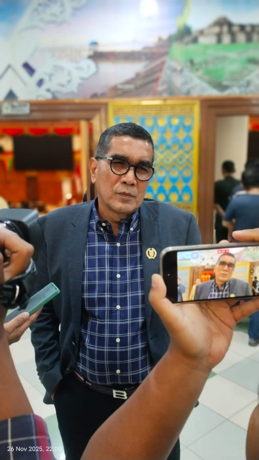 Penundaan Rapat Paripurna DPRD Riau Akibat Ketidakhadiran Kepala Daerah dan Sekda